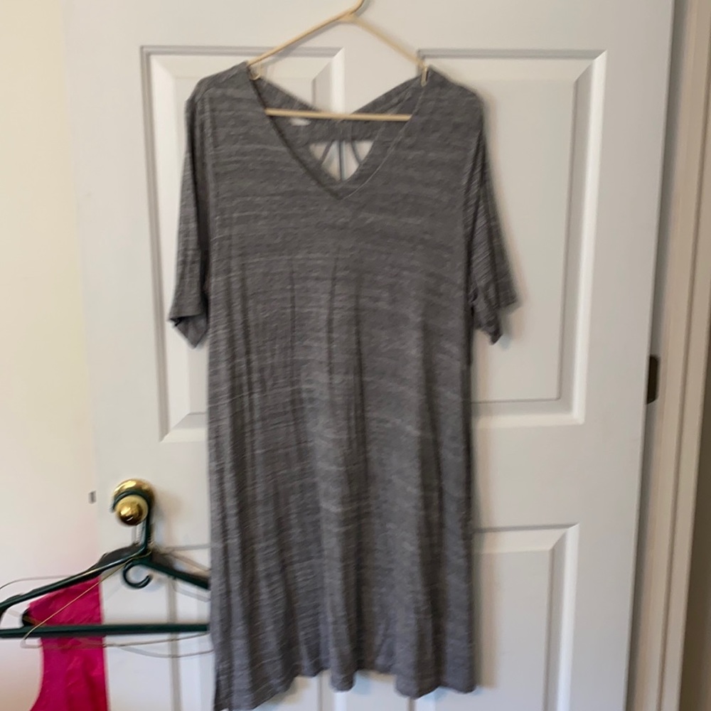 New Directions grey v neck dress